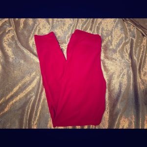 LuLaRoe Magenta Leggings OS